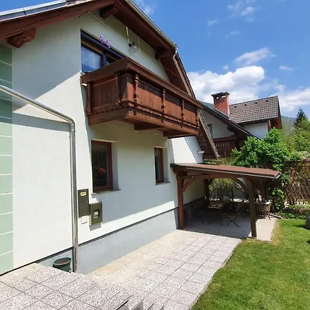 アパート Apartma Majda クランスカゴーラ