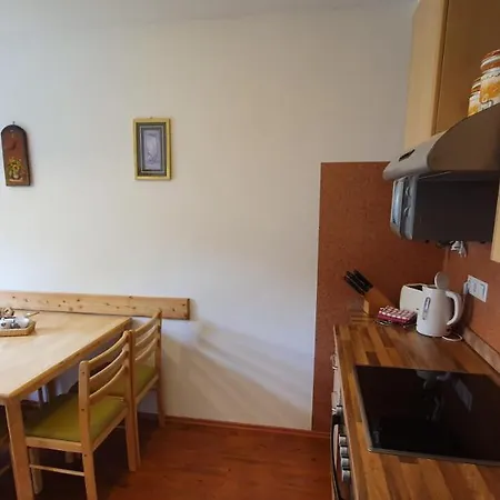 Apartma Majda * クランスカゴーラ