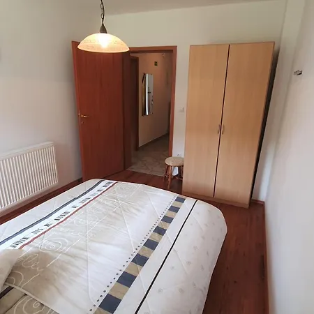 Apartma Majda * クランスカゴーラ